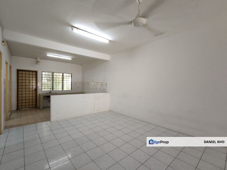 Ground floor town house near by Columbia Hospital , Selangor, Shah Alam