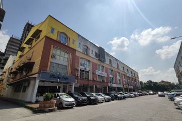 Regalia Business Centre, USJ 1