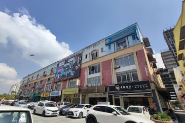 Regalia Business Centre, USJ 1