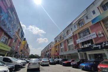 Regalia Business Centre, USJ 1