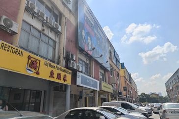 Regalia Business Centre, USJ 1