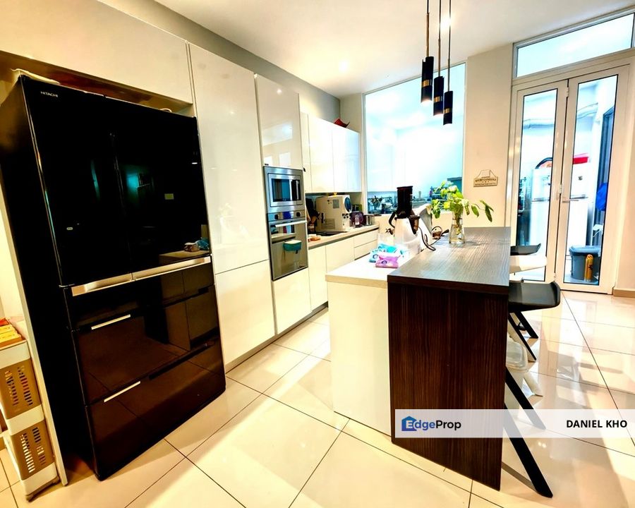 Fully renovated semi d Bandar Bestari Klang , Selangor, Klang