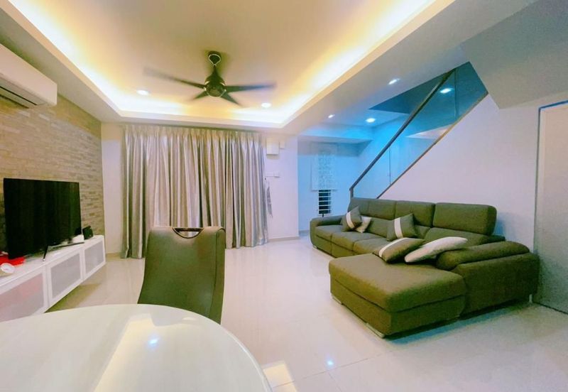 Town Villa, Taman Tasik Puchong