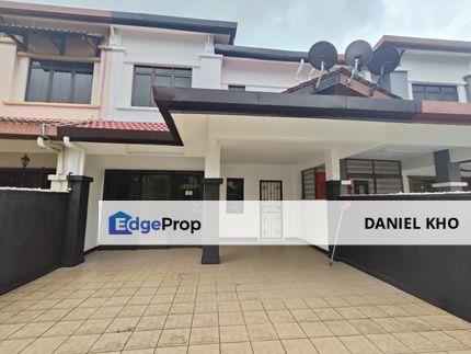 Renovated & keep well house in Kota Kemuning , Selangor, Kota Kemuning