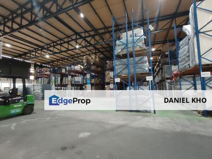 Well maintaince warehouse in Kampung Baru Subang , Selangor, Shah Alam