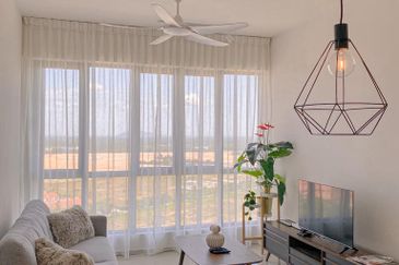 Gravit8 @ Klang South