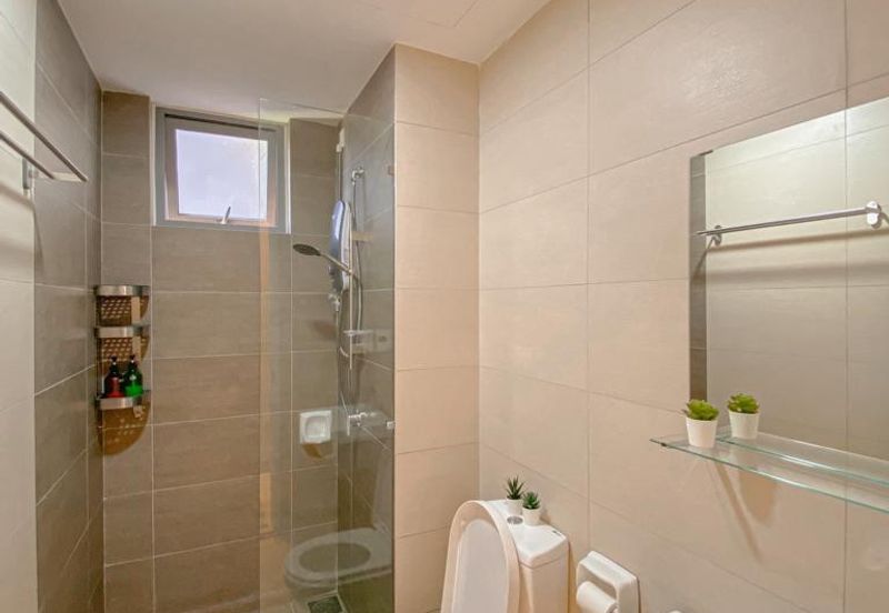 Gravit8 @ Klang South