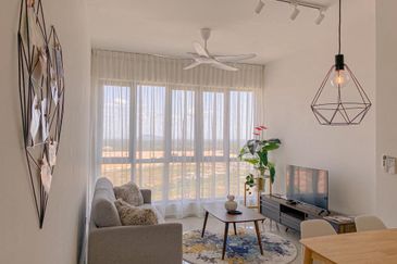 Gravit8 @ Klang South