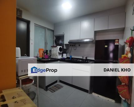 Renovated near by Lrt station & 5 storey with lift Apartment, Selangor, Klang