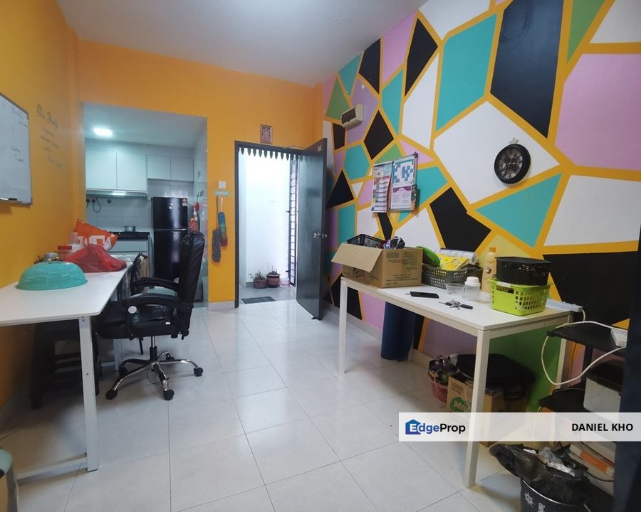 Renovated near by Lrt station & 5 storey with lift Apartment, Selangor, Klang