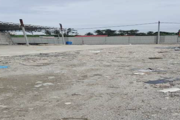 Warehouse for Rent in Puchong Batu 13 – Strategic Location & Ample Space
