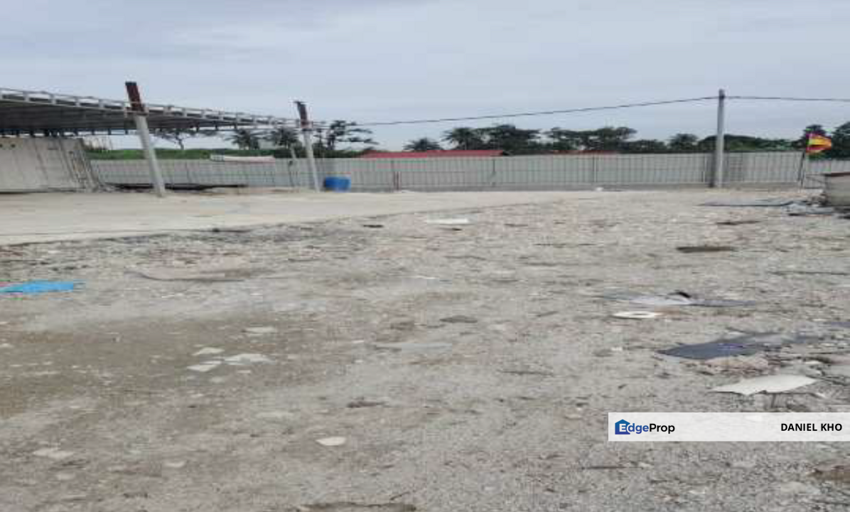 Warehouse for Rent in Puchong Batu 13 – Strategic Location & Ample Space, Selangor, Puchong