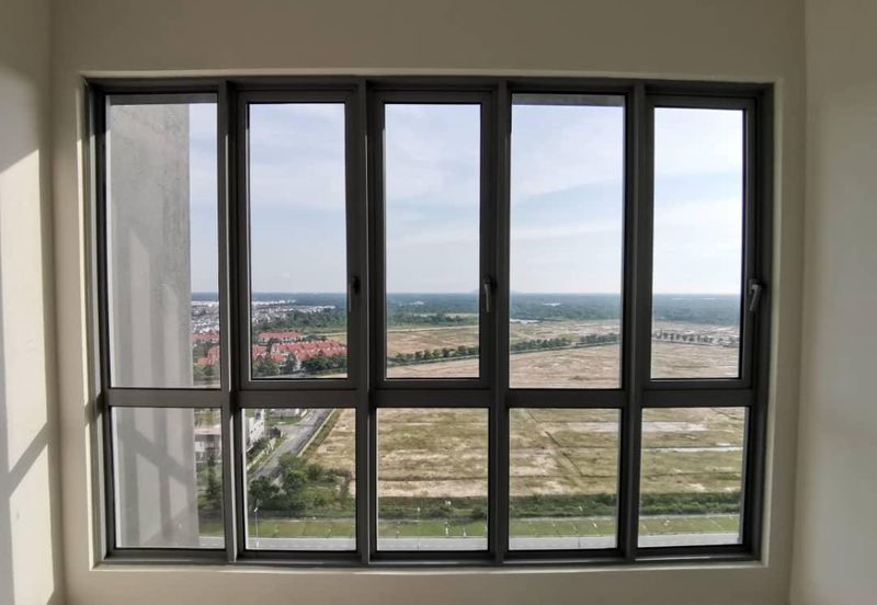 Gravit8 @ Klang South