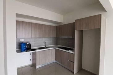 Gravit8 @ Klang South