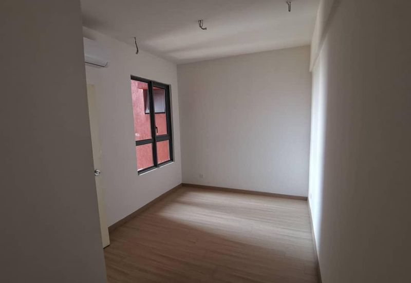 Gravit8 @ Klang South