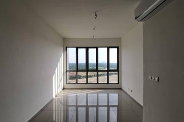 Gravit8 @ Klang South