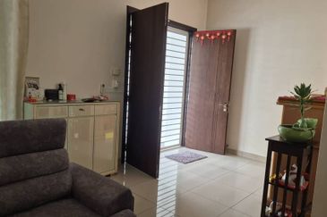 Klover 18 @ Taman Bukit Serdang