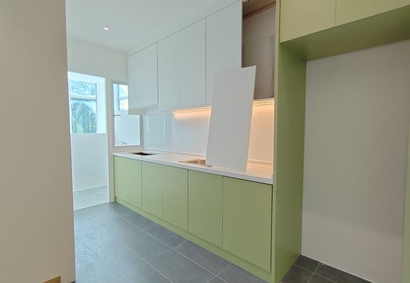 Office Lot @ Bandar Mahkota, Cheras (Partially Furnished)