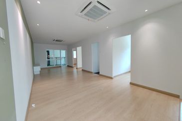 Office Lot @ Bandar Mahkota, Cheras (Partially Furnished)