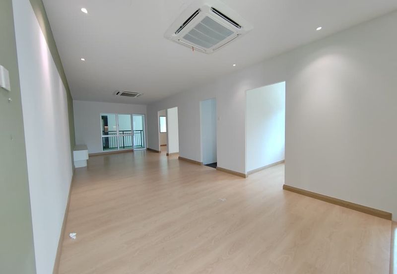 Office Lot @ Bandar Mahkota, Cheras (Partially Furnished)