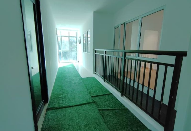 Office Lot @ Bandar Mahkota, Cheras (Partially Furnished)