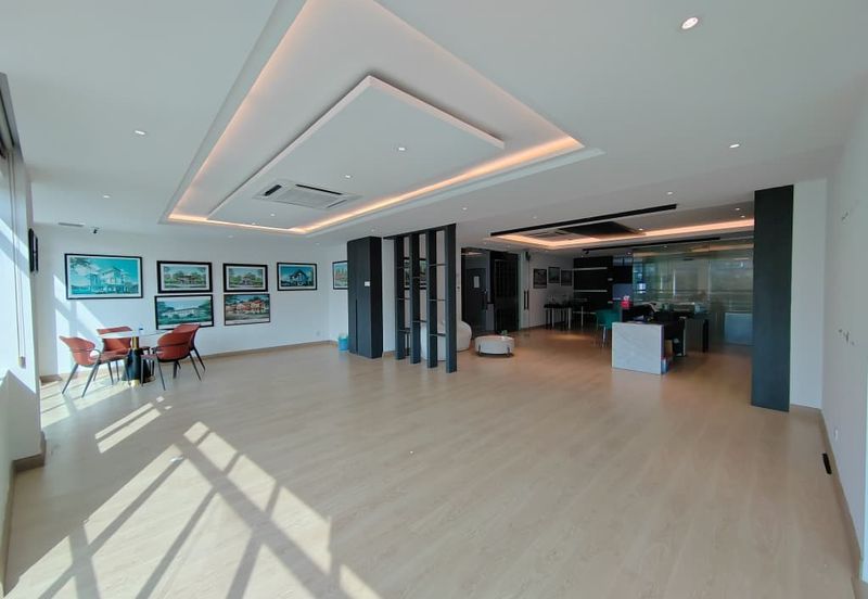 Office Lot @ Bandar Mahkota, Cheras (Partially Furnished)