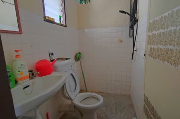 2.5 Storey House @ Desa Setapak, Kuala Lumpur (Basic Unit)