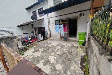 2.5 Storey House @ Desa Setapak, Kuala Lumpur (Basic Unit)