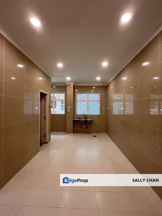 Superlink 3-Storey House @ Setia Alam, Anjung Sari, Selangor, Shah Alam