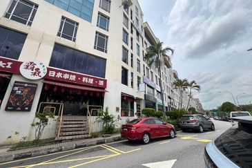 Ground Floor Shop @ Cheras Business Centre (Yulek)