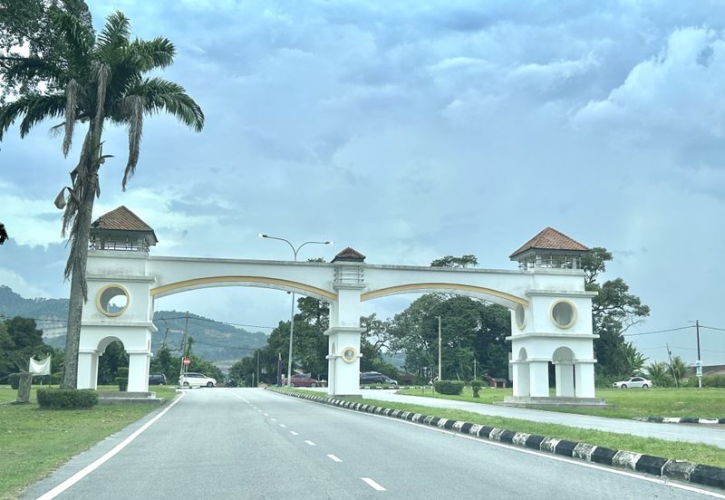 COLLEGE HEIGHTS GARDEN RESORT (PAJAM)