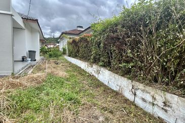 GREEN STREET HOMES (SEREMBAN 2)