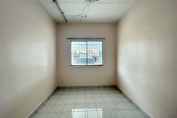 GREEN STREET HOMES (SEREMBAN 2)