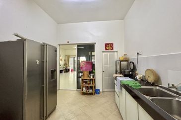 TAMAN SRI PINANG (LABU)