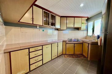 Tasik Mewah Condominium