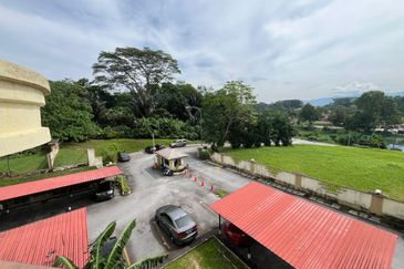 Tasik Mewah Condominium