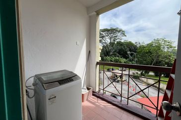 Tasik Mewah Condominium