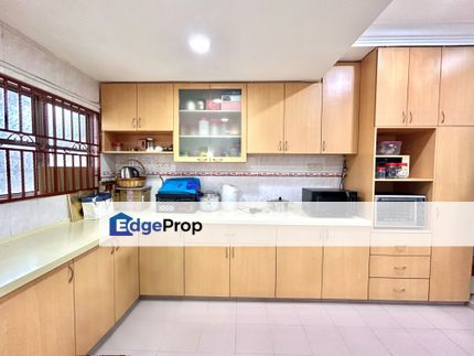 RENOVATED DOUBLE STOREY FOR SALE @ TMN OAKLAND SEREMBAN, Negeri Sembilan, Seremban