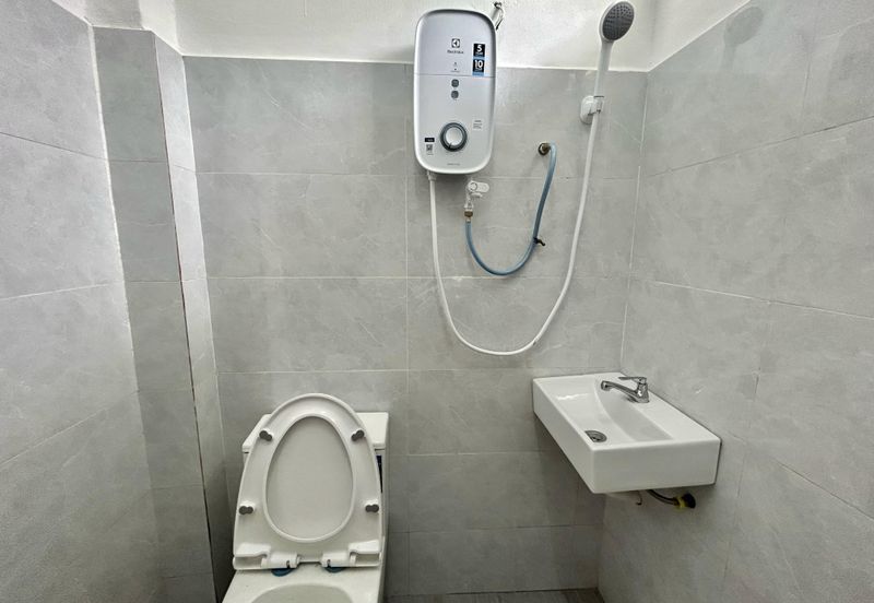 Green Street Homes Seremban 2