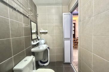 Bandar Tasik Senangin