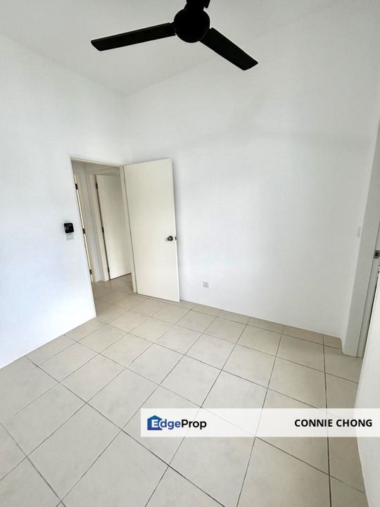 TAMAN IRINGAN BAYU DOUBLE STOREY END LOT FOR RENT, Negeri Sembilan, Seremban