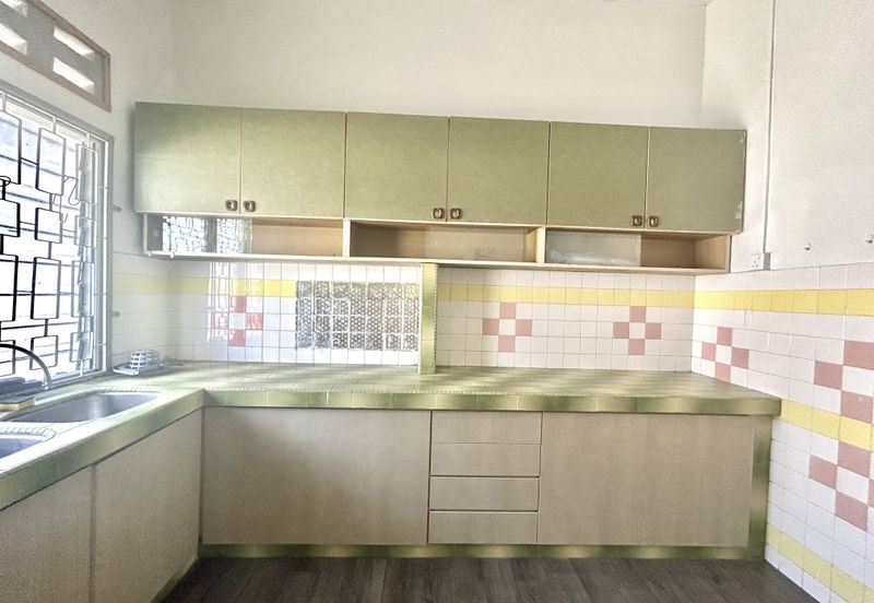 SINGLE STOREY BUNGALOW FOR SALE IN TAMAN GOLF HEIGHT AMPANGAN