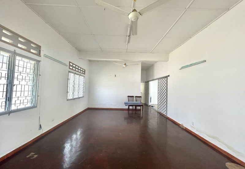 SINGLE STOREY BUNGALOW FOR SALE IN TAMAN GOLF HEIGHT AMPANGAN