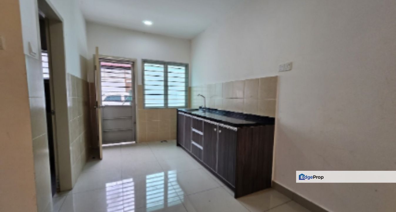 DOUBLE STOREY @ ALBURY 2 BDR TASIK SENANGIN LENGGENG, Negeri Sembilan, Lenggeng