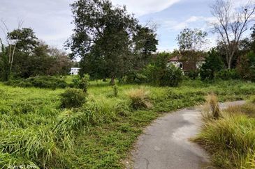 COLLEGE HEIGHTS GARDEN RESORT (PAJAM)