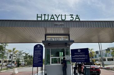 HIJAYU 3A @ BANDAR SRI SENDAYAN