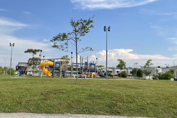 HIJAYU 3A @ BANDAR SRI SENDAYAN