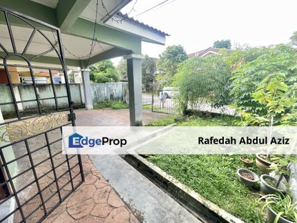 Double Storey Semi D Cluster House at Blok 6 Bandar Tasik Puteri Rawang, Selangor, Rawang