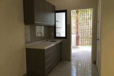 Crescent Park Townvilla