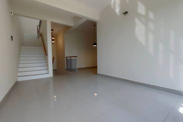 Crescent Park Townvilla